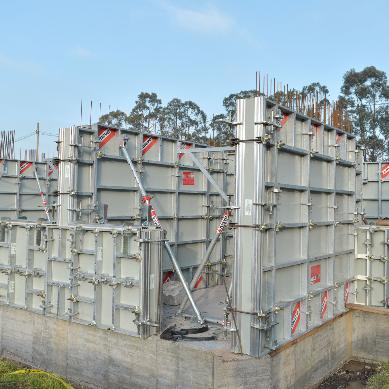 Handset formwork and panels