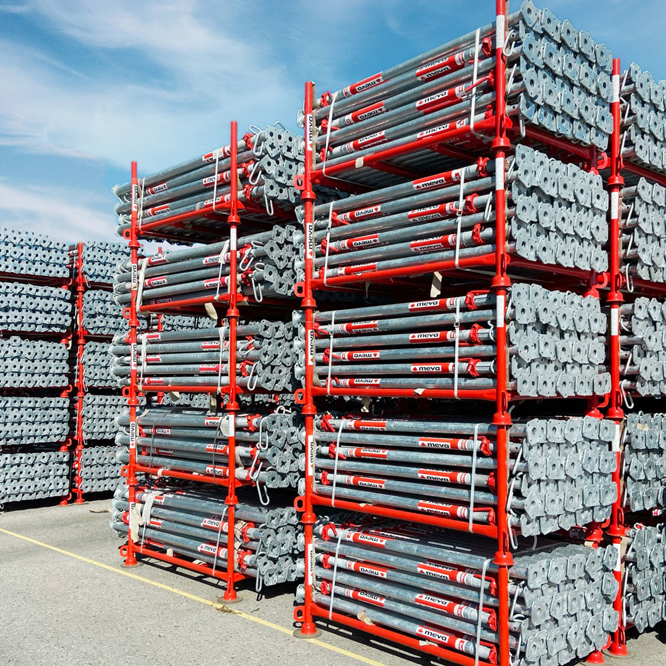 Baustützen in Gestell