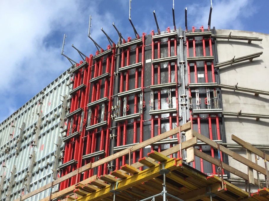 Radius Rundschalung in Kombination mit StarTec Wandschalung