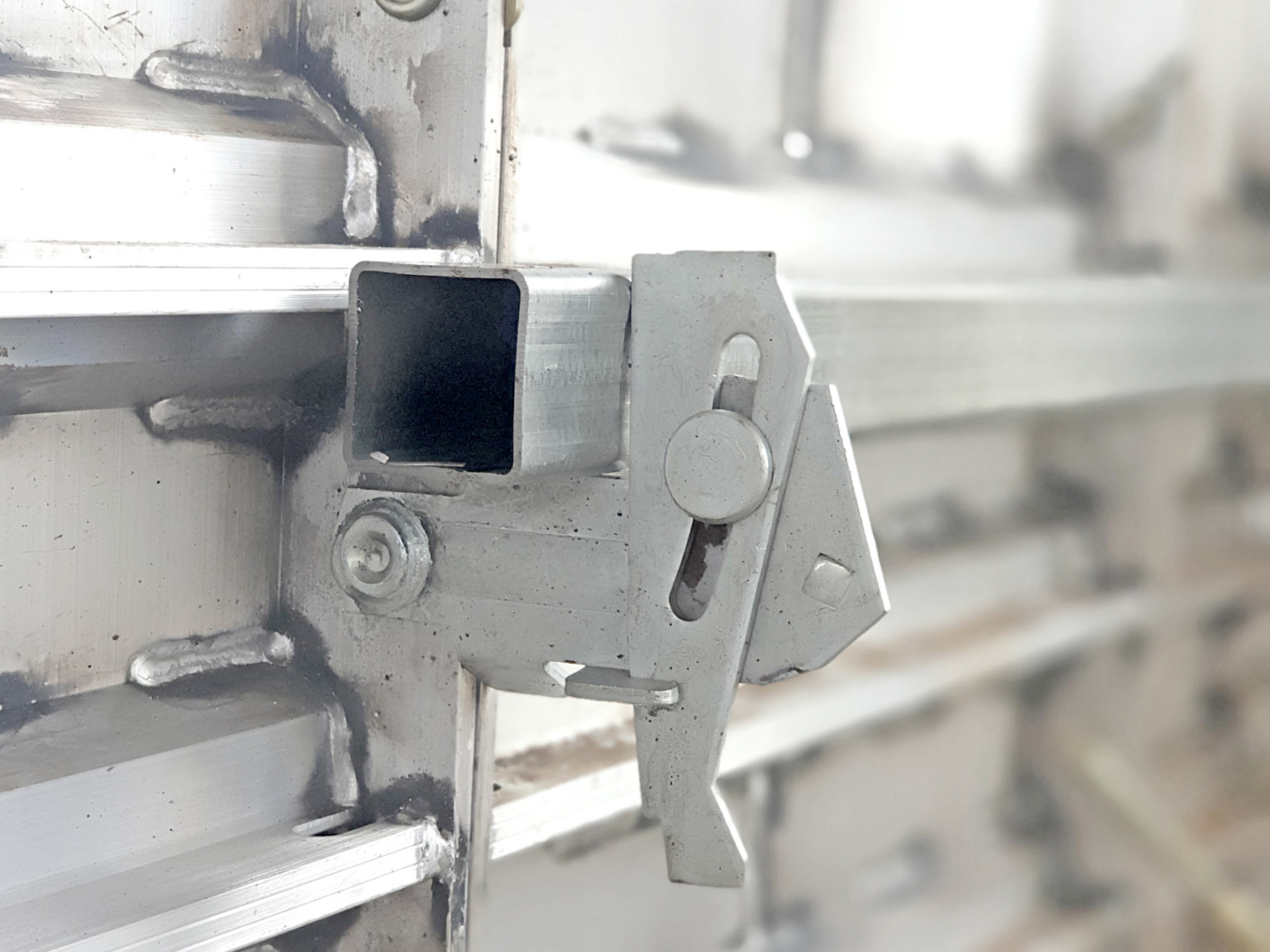 MonoFix-Formwork-Support