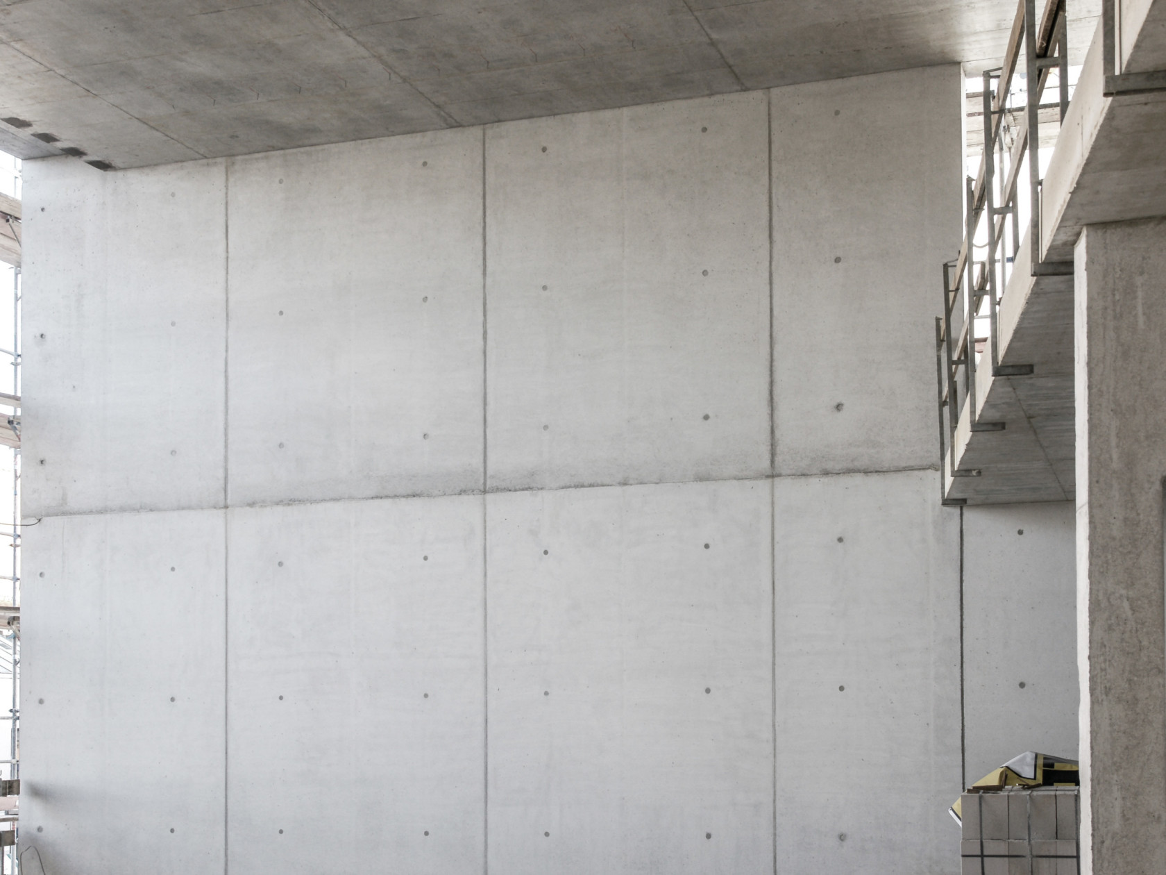smooth faced concrete produced using MEVA's Mammut 350