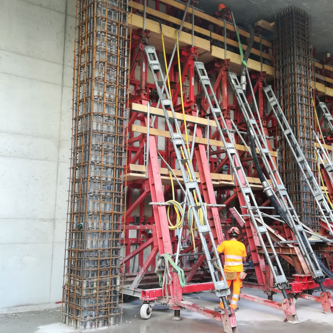 Wall formwork being supported during concrete pouring