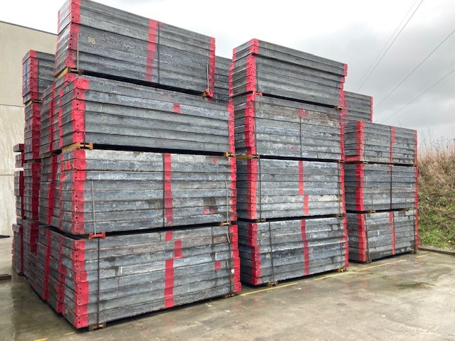 Hünnebeck Manto als Gebrauchtschalung