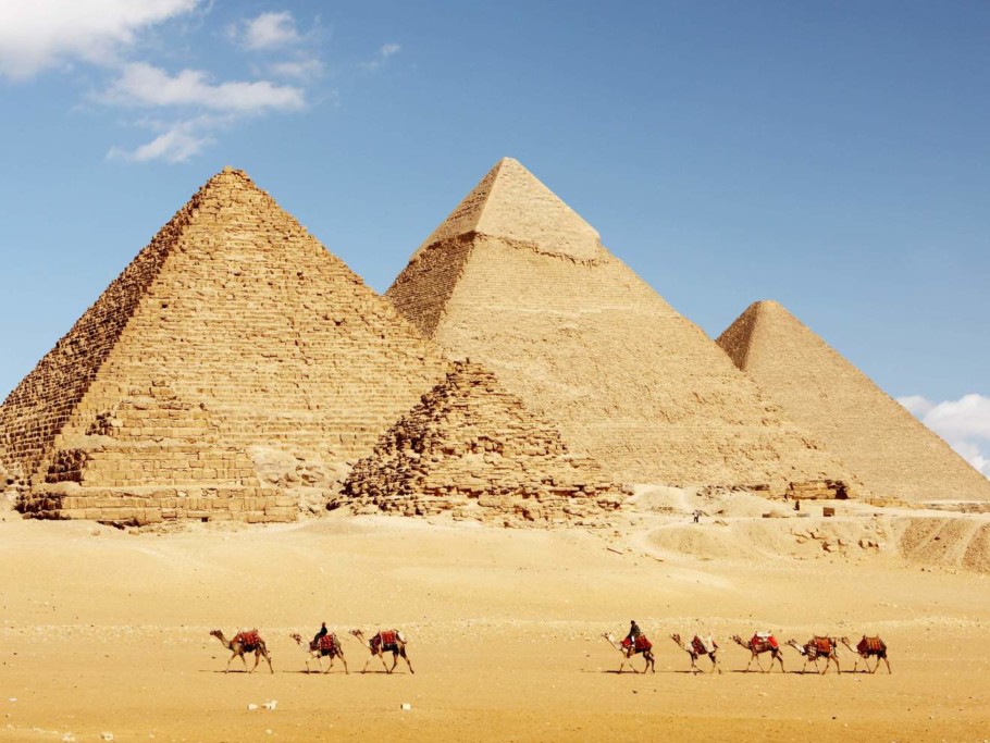 Oldest-Concrete-Buildings-Pyramids-Of-Egypt