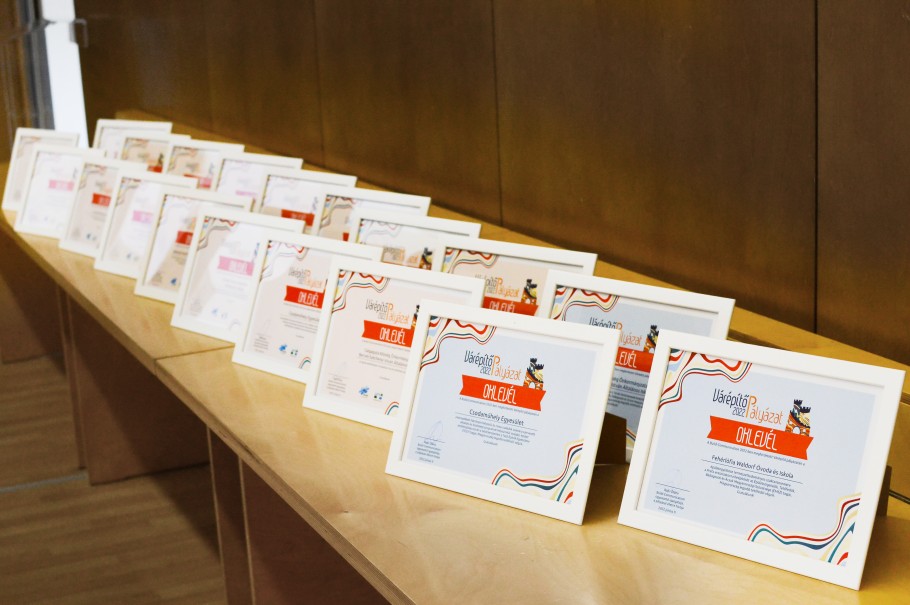 Várépítő pályázat a Meva támogatásával- Díjak