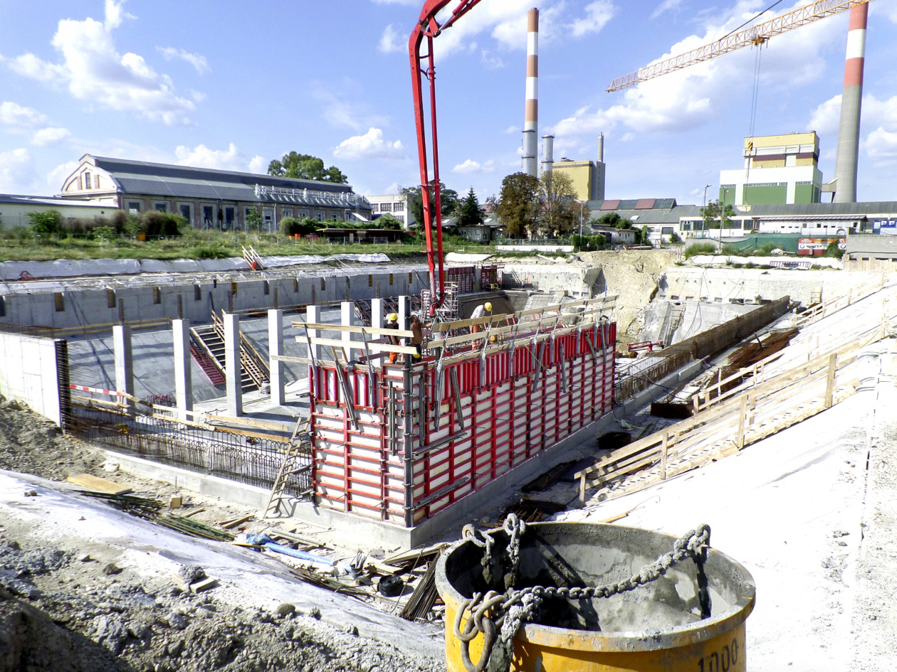 Projects-Archive-Canal-Careful-Planning