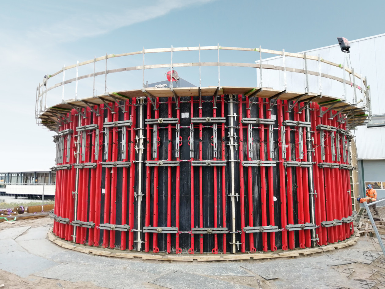 Projects-Archive-Centrifuge-Working-Platforms