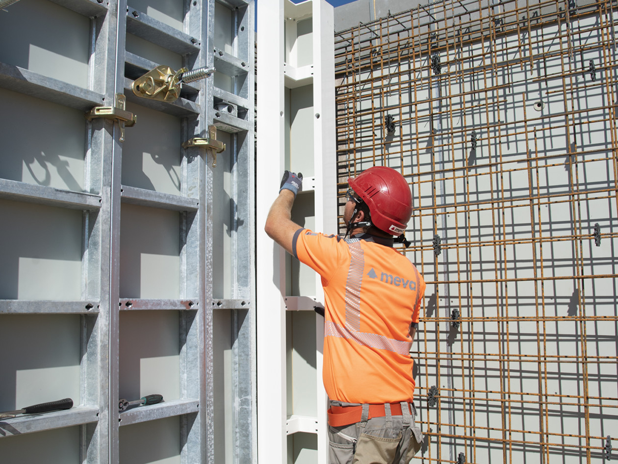 Projects-Archive-Fast-Tie-Rod-Fixtures