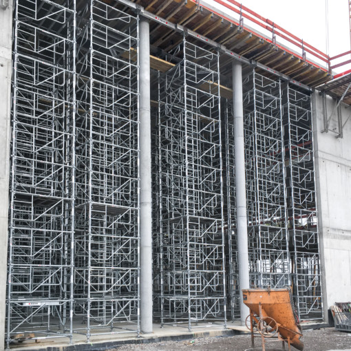 MT60 shoring in use for the construction of Mercedes building